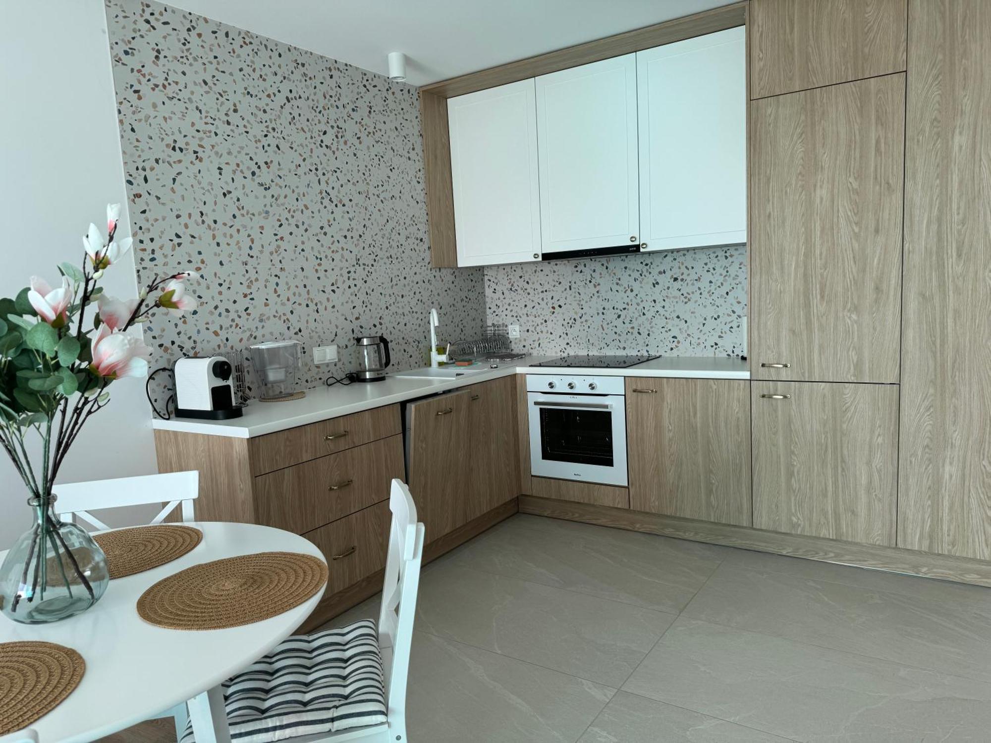 4Summer Kolobrzeg Apartamenty White Blue Sauna & Fitness & Parking 100 Metrow Do Pieknej Szerokiej Piaszczystej Plazy, Wspanialy Widok Z Duzego Tarasu! 100 Meter Zu Einem Schoenen Breiten Sandstrand, Herrliche Aussicht Von Einer Grossen Terrasse! Exterior photo