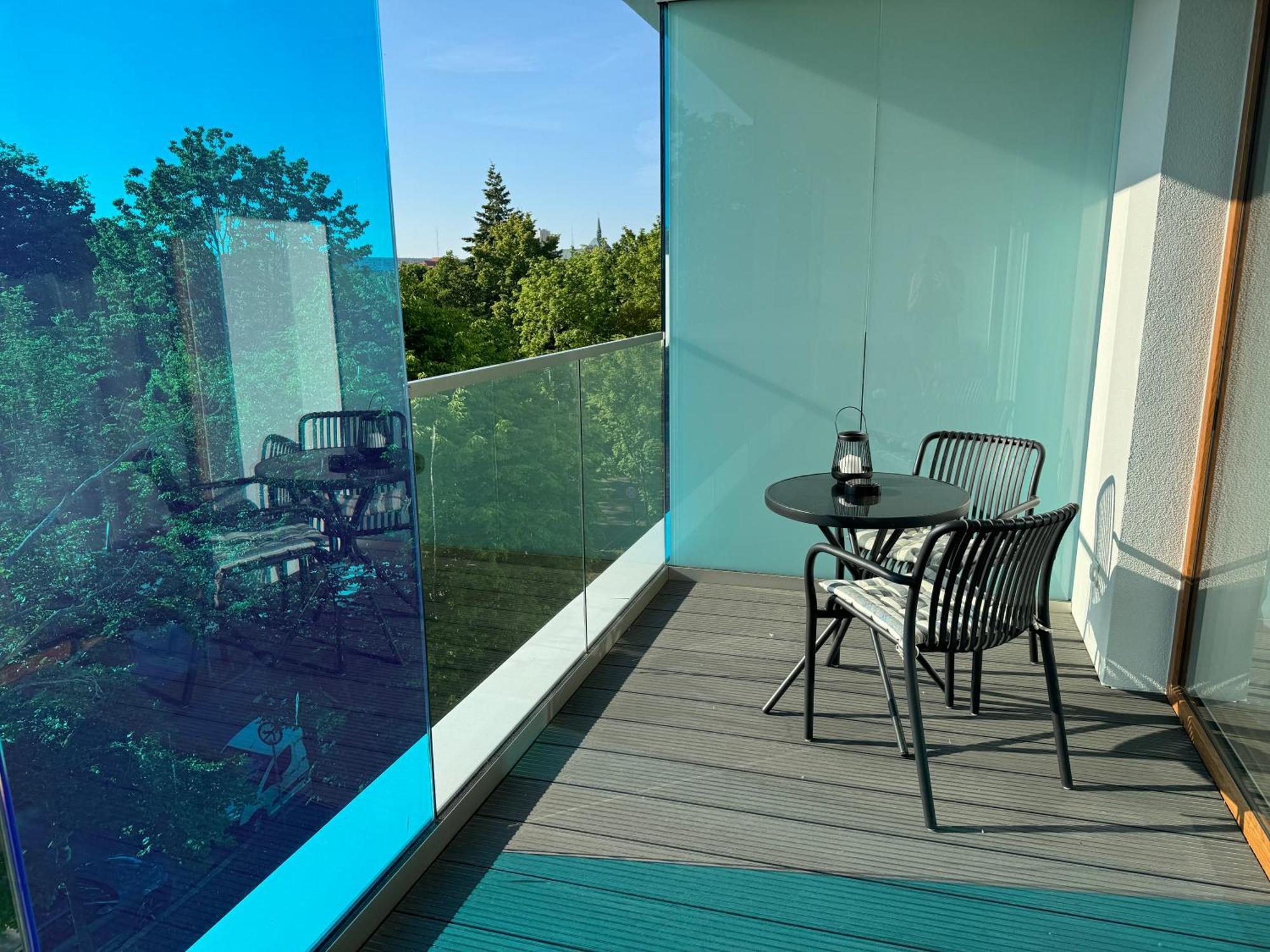 4Summer Kolobrzeg Apartamenty White Blue Sauna & Fitness & Parking 100 Metrow Do Pieknej Szerokiej Piaszczystej Plazy, Wspanialy Widok Z Duzego Tarasu! 100 Meter Zu Einem Schoenen Breiten Sandstrand, Herrliche Aussicht Von Einer Grossen Terrasse! Exterior photo