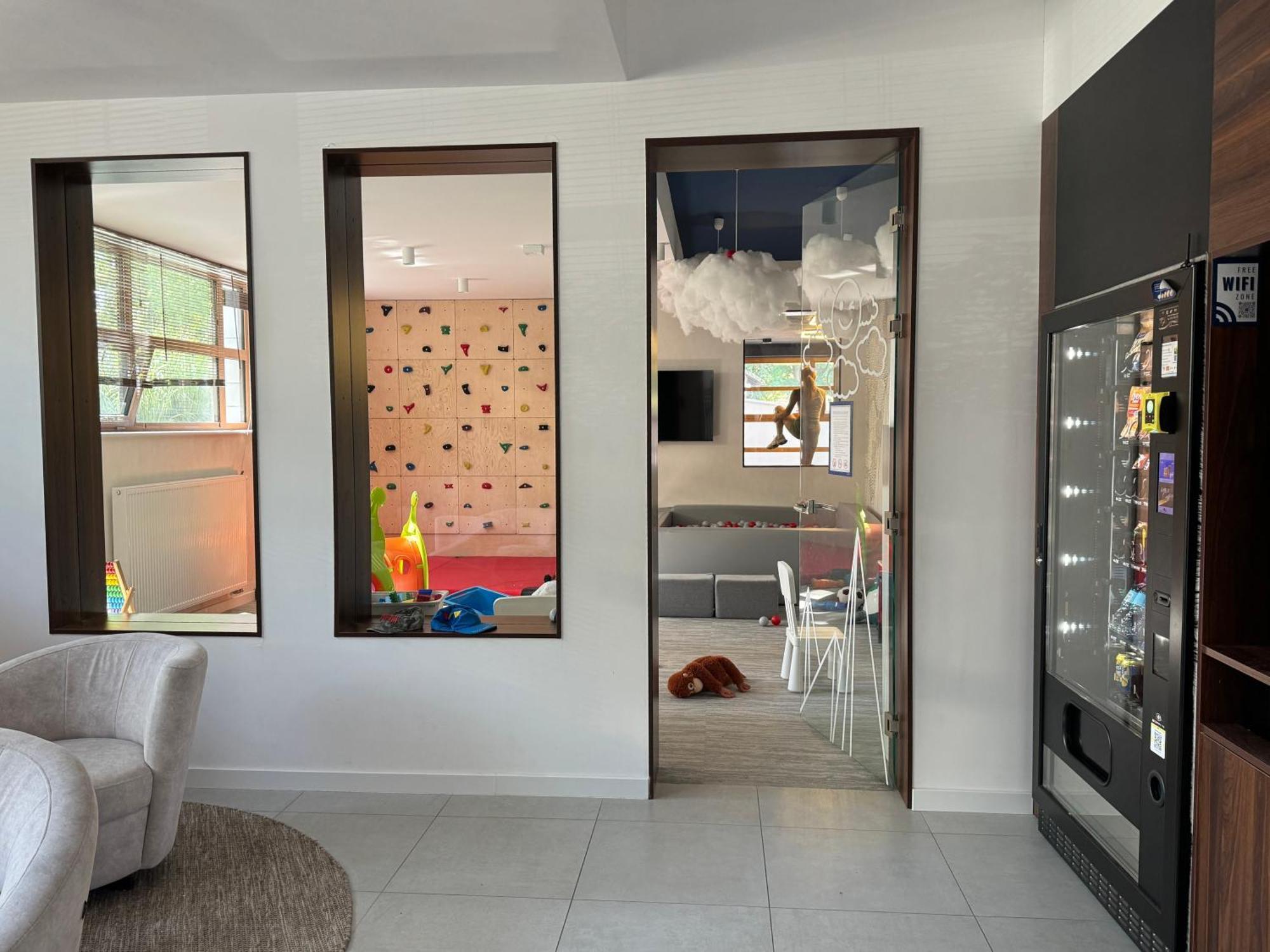 4Summer Kolobrzeg Apartamenty White Blue Sauna & Fitness & Parking 100 Metrow Do Pieknej Szerokiej Piaszczystej Plazy, Wspanialy Widok Z Duzego Tarasu! 100 Meter Zu Einem Schoenen Breiten Sandstrand, Herrliche Aussicht Von Einer Grossen Terrasse! Exterior photo