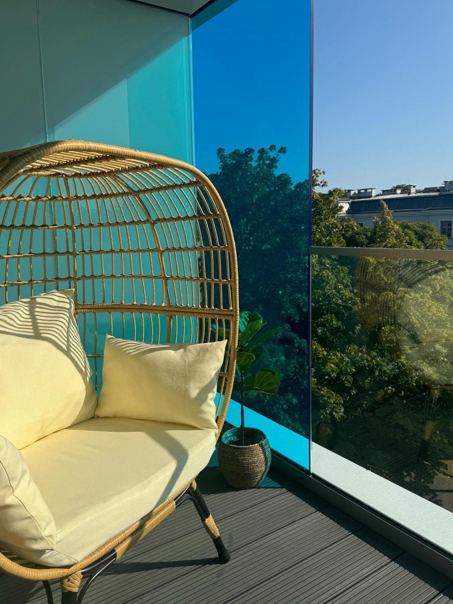 4Summer Kolobrzeg Apartamenty White Blue Sauna & Fitness & Parking 100 Metrow Do Pieknej Szerokiej Piaszczystej Plazy, Wspanialy Widok Z Duzego Tarasu! 100 Meter Zu Einem Schoenen Breiten Sandstrand, Herrliche Aussicht Von Einer Grossen Terrasse! Exterior photo